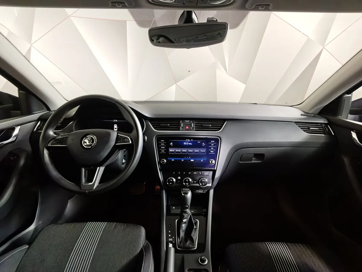 Skoda Octavia 1.6 MPI AT (110 л.с.) Синий в АВИЛОН. Слайд №14