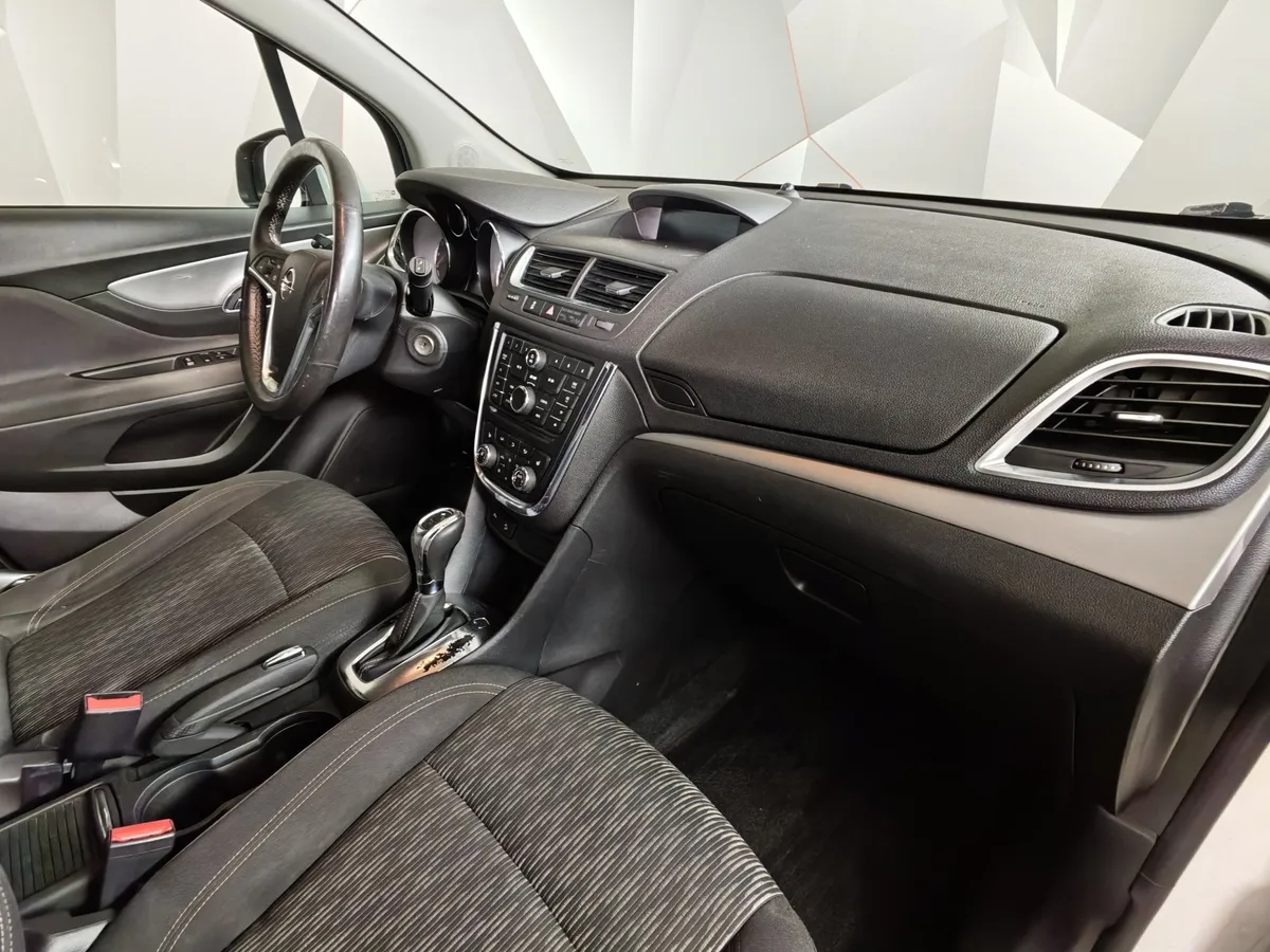 Opel Mokka 1.8 AT AWD (140 л.с.) Cosmo Белый в АВИЛОН. Слайд №13