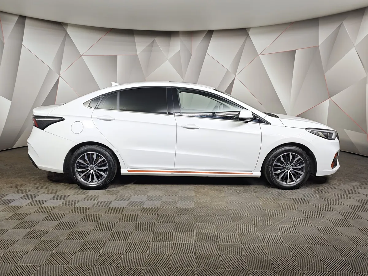 Omoda S5 1.5 CVT 2WD (113 л.с.) Life Белый в АВИЛОН. Слайд №6