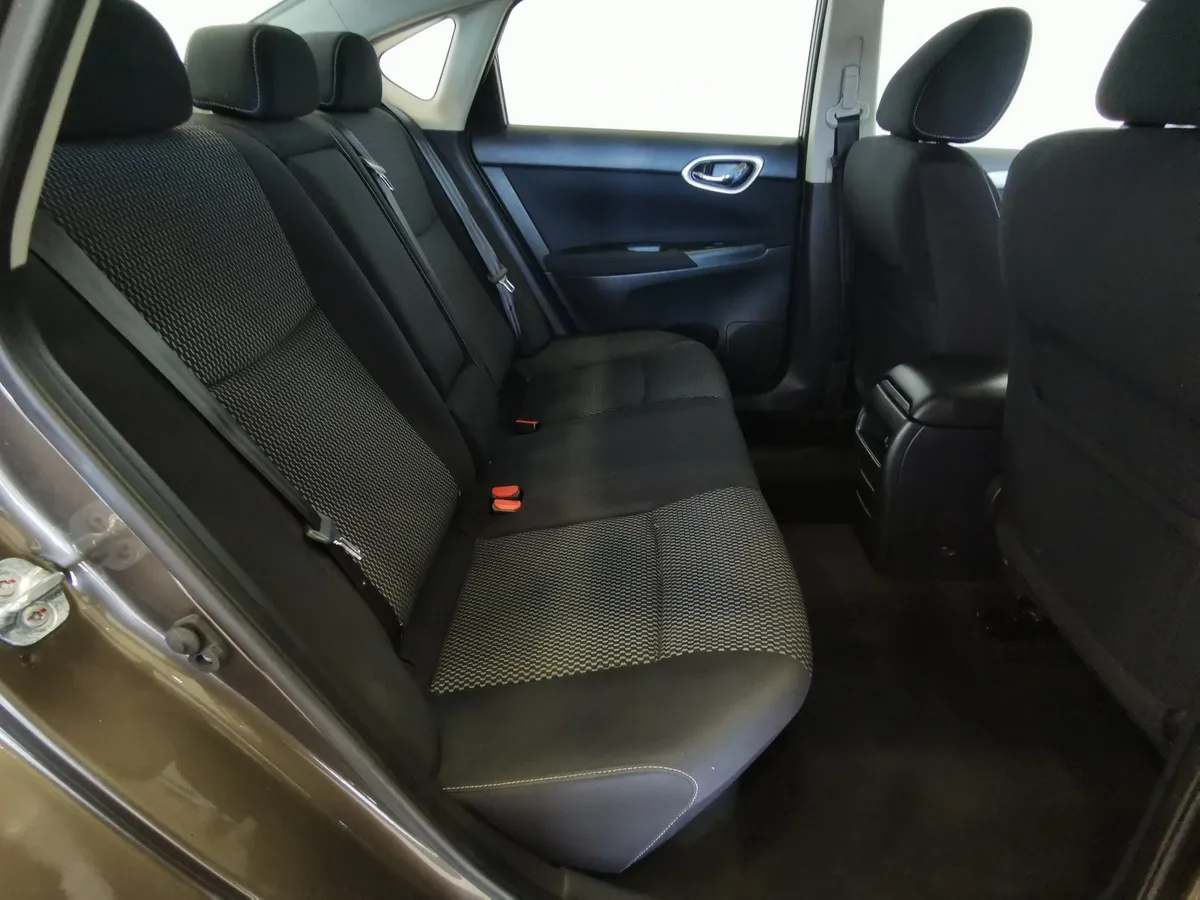 Nissan Sentra 1.6 CVT (117 л.с.) Коричневый в АВИЛОН. Слайд №15