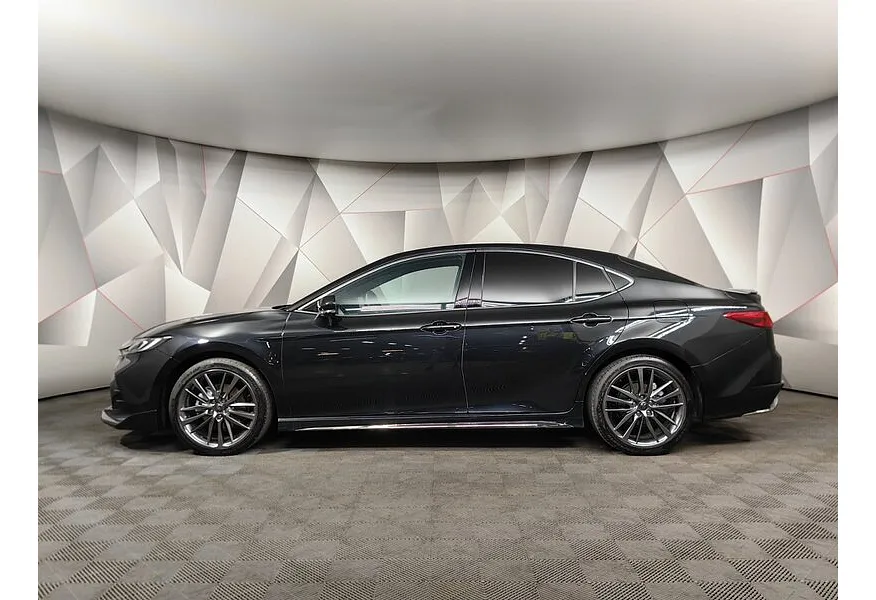 Toyota Camry 2.0h CVT (197 л.с.) Sport Plus Черный в АВИЛОН. Слайд №5