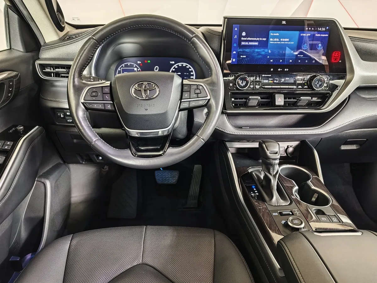 Toyota Highlander 2.0T AT 4WD (248 л.с.) Noble Version Черный в АВИЛОН. Слайд №20