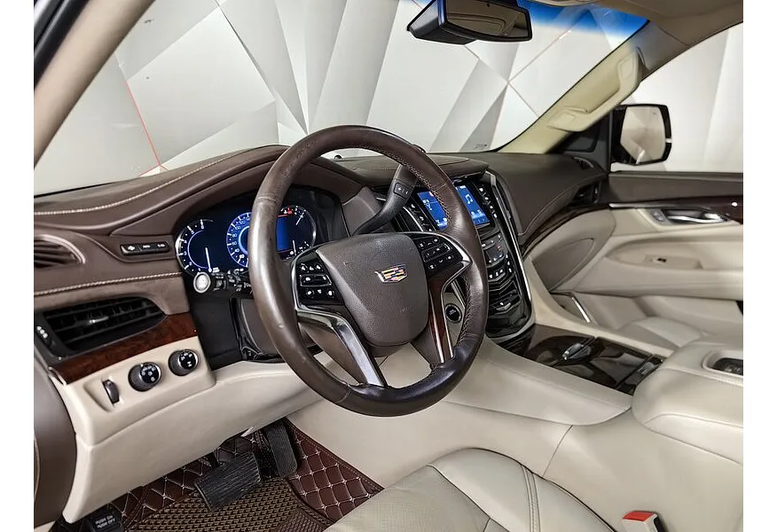 Cadillac Escalade 6.2 V8 АТ 4WD ESV (409 л.с.) Черный в АВИЛОН. Слайд №19