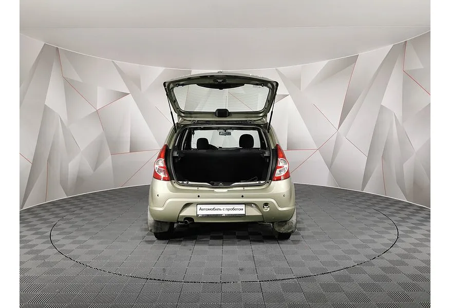 АВИЛОН - Renault Sandero 1.4 MT (75 л.с.) Бежевый - slide 1