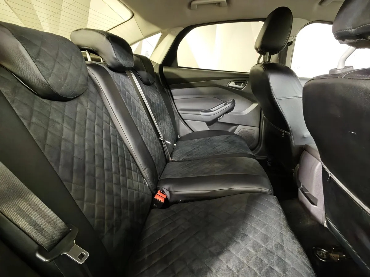 Ford Focus 1.5 EcoBoost AT (150 л.с.) Titanium Черный в АВИЛОН. Слайд №16