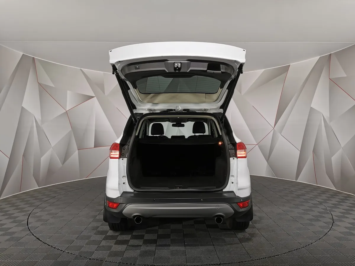 Ford Kuga 1.6 EcoBoost AT AWD (150 л.с.) Titanium Белый в АВИЛОН. Слайд №11