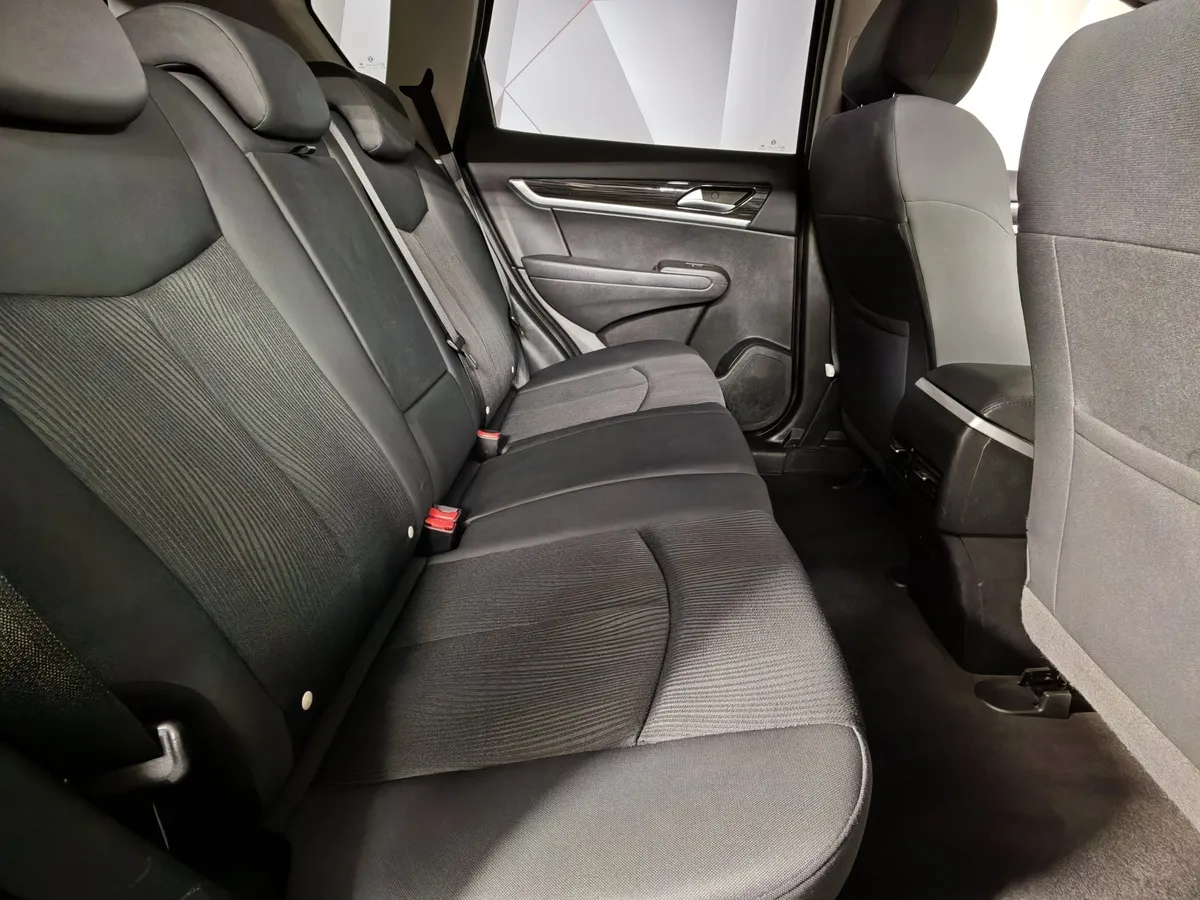 Dongfeng AX7 2.0 AТ CVVT (140 л.с.) Prestige Черный в АВИЛОН. Слайд №16