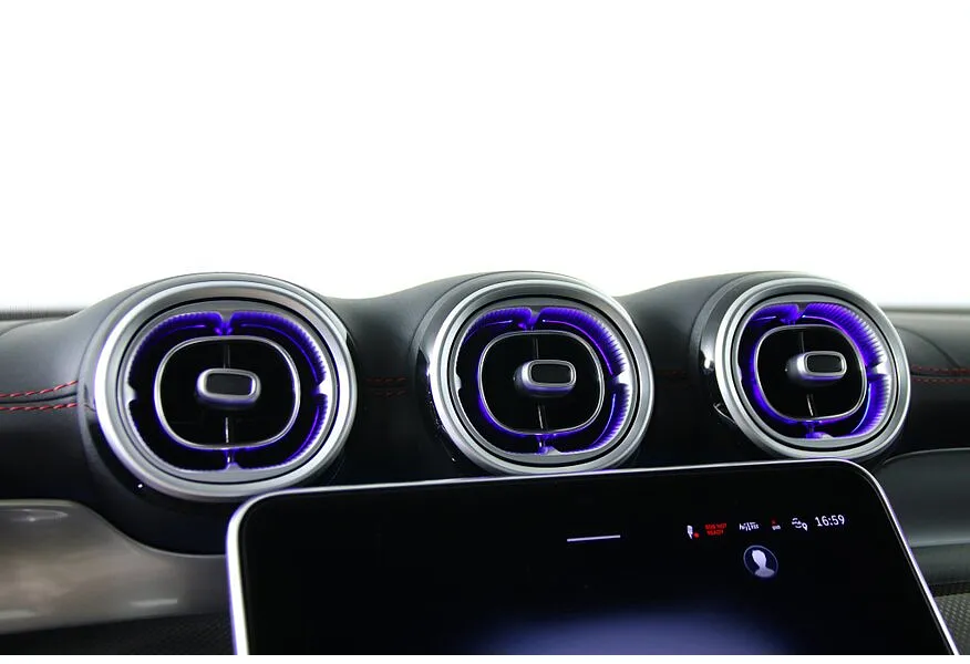 Mercedes-Benz GLC 43 AMG 9G-TRONIC 4MATIC (421 л.с.) Черный в АВИЛОН. Слайд №18 Mercedes-Benz GLC 43 AMG 9G-TRONIC 4MATIC (421 л.с.) Черный в АВИЛОН. Слайд №18