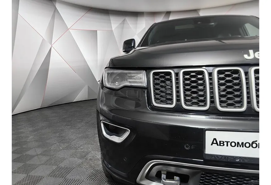 Jeep Grand Cherokee 3.0 AT AWD (238 л.с.) Overland Черный в АВИЛОН. Слайд №10