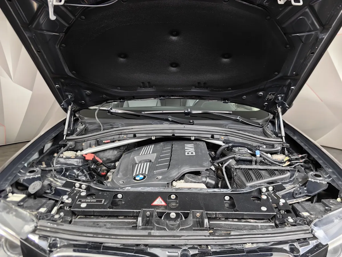 BMW X3 xDrive28i AT (245 л.с.) Base Локальная сборка Черный в АВИЛОН. Слайд №10