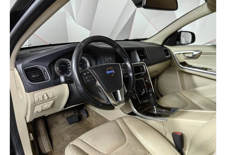 Volvo S60 1.6 T4 Turbo Powershift (180 л.с.) Черный в АВИЛОН. Слайд №19