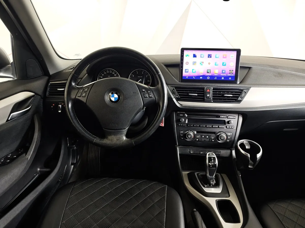 BMW X1 xDrive20i AT (184 л.с.) Белый в АВИЛОН. Слайд №15