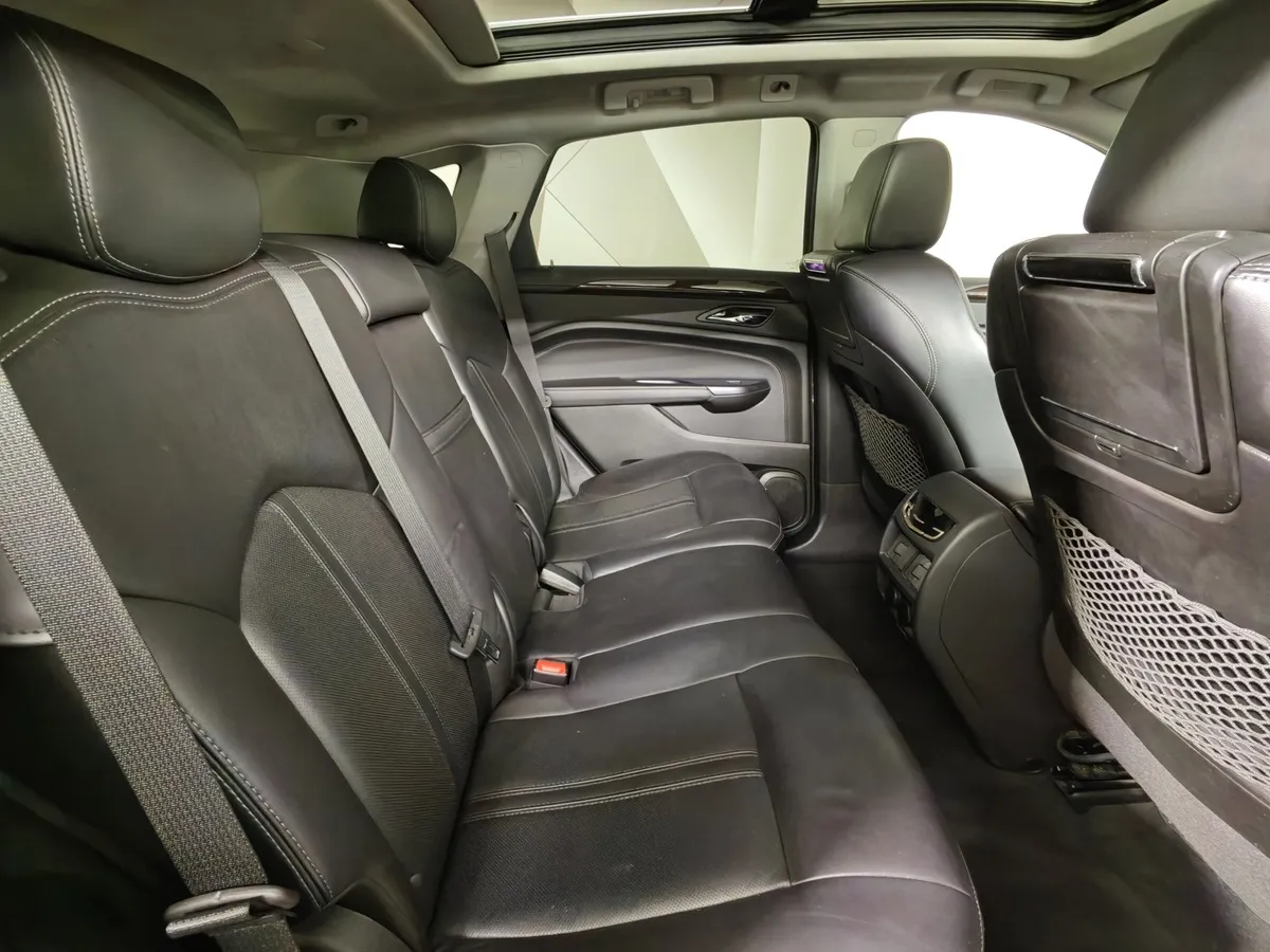 Cadillac SRX 3.6 AT AWD (318 л.с.) Белый в АВИЛОН. Слайд №14