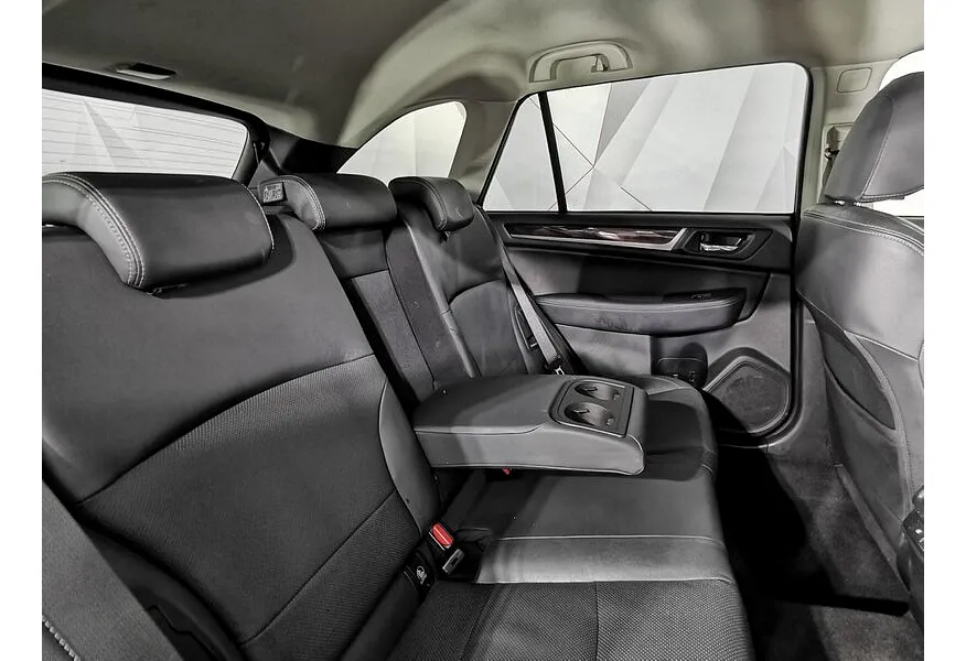 Subaru Outback 2.5 Lineartronic AWD (175 л.с.) Черный в АВИЛОН. Слайд №16
