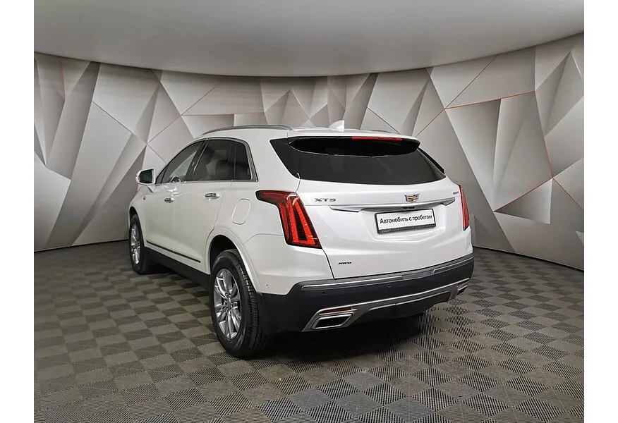 Cadillac XT5 2.0T АТ AWD (200 л.с.) Premium Luxury Белый в АВИЛОН. Слайд №4