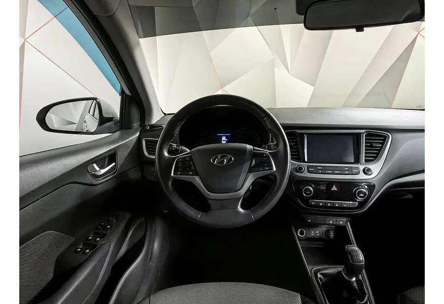 Hyundai Solaris 1.6 MT (123 л.с.) Comfort Белый в АВИЛОН. Слайд №20