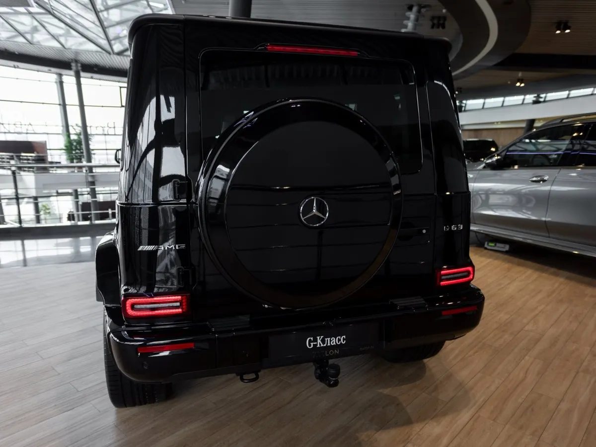Mercedes-Benz G-Класс G 63 AMG Speedshift 4Matic (585 л.с.) Черный в АВИЛОН. Слайд №5