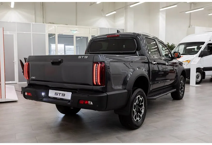 Sollers ST9 2.0G 8AT AWD (224 л.с.) Ultimate Серый в АВИЛОН. Слайд №6