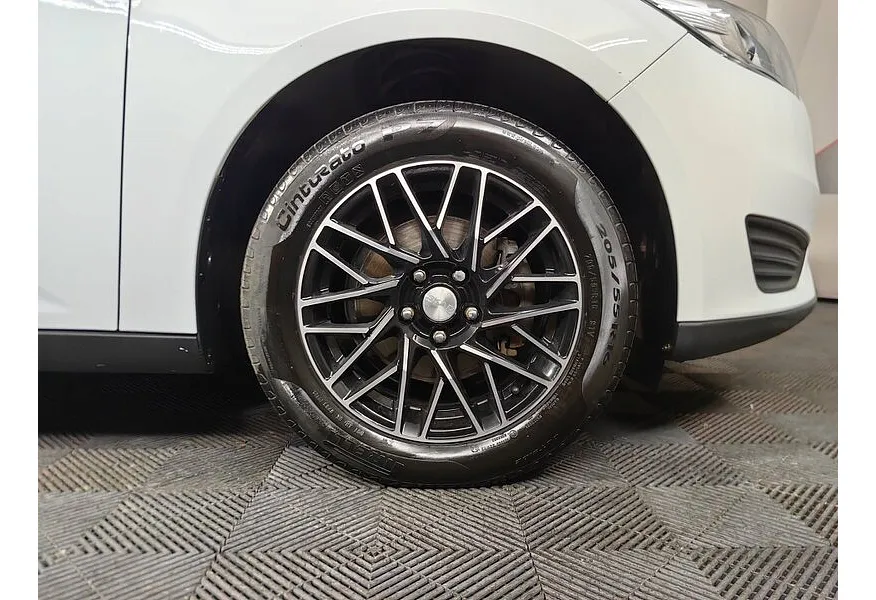 АВИЛОН - Ford Focus 1.6 MT (105 л.с.) Special Edition Белый - slide 16