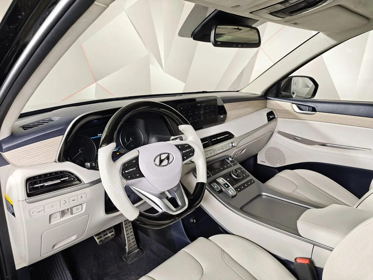 Hyundai Palisade 3.8 АТ 4WD (249 л.с.) 7 мест Calligraphy Черный в АВИЛОН. Слайд №19