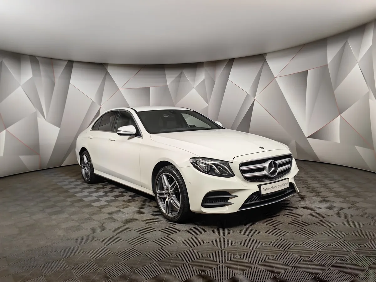 Mercedes-Benz E-Класс E 200 4MATIC 9G-TRONIC (197 л.с.) Sport (Локальная сборка) Белый в АВИЛОН. Слайд №3
