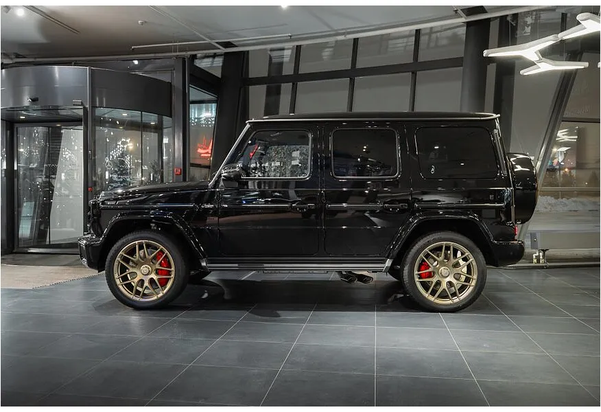 Mercedes-Benz G-Класс G 63 AMG Speedshift 4Matic (585 л.с.) Черный в АВИЛОН. Слайд №3