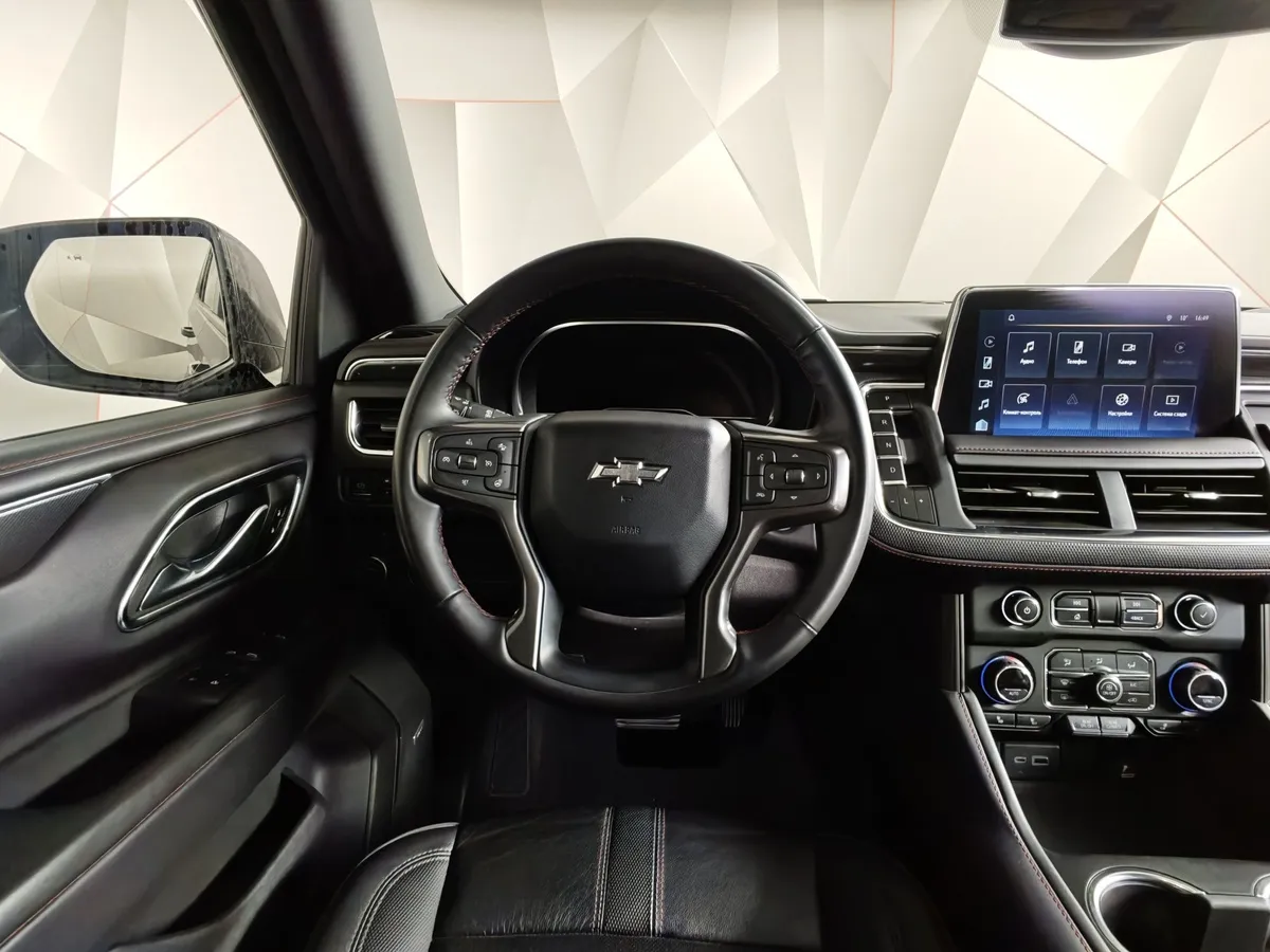Chevrolet Tahoe 5.3 AT 4WD (343 л.с.) RST Черный в АВИЛОН. Слайд №20