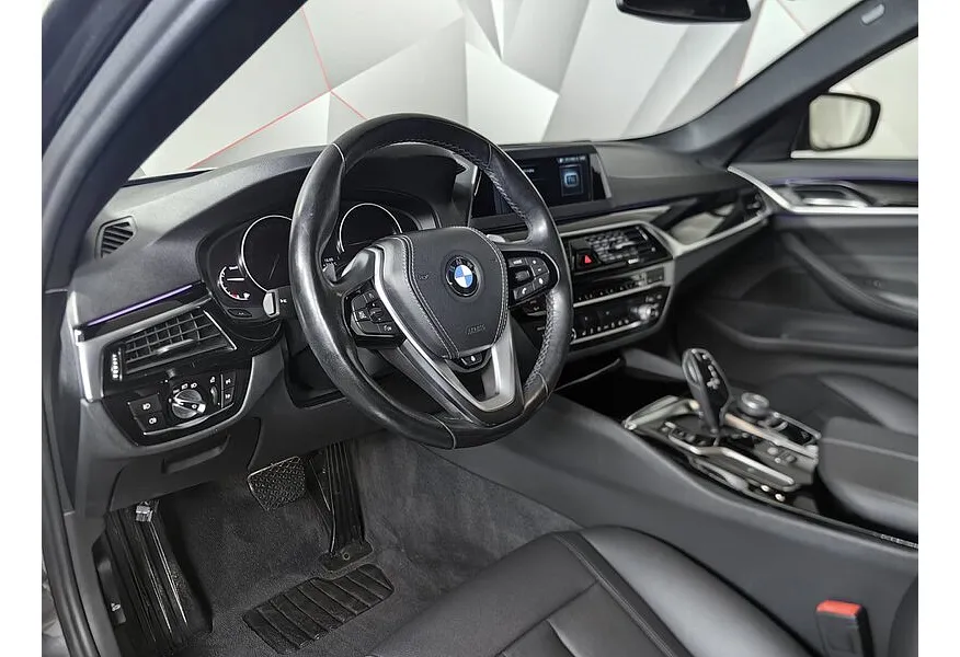 АВИЛОН - BMW 5 серия 520d xDrive Steptronic (190 л.с.) Серый - slide 8