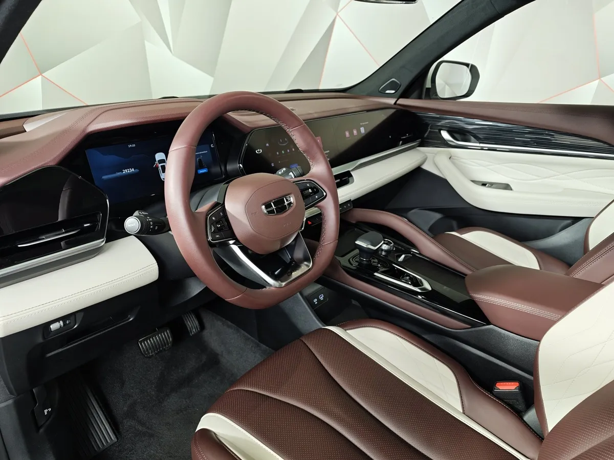 Geely Monjaro 2.0T 8AT 4WD (238 л.с.) Flagship Белый в АВИЛОН. Слайд №19