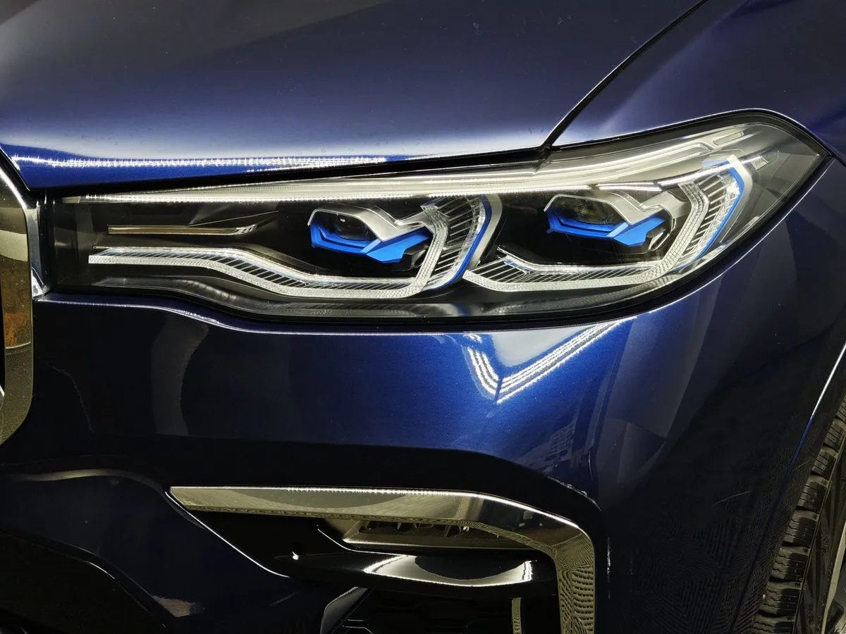 BMW X7 xDrive40i Steptronic (340 л.с.) в АВИЛОН. Слайд №8