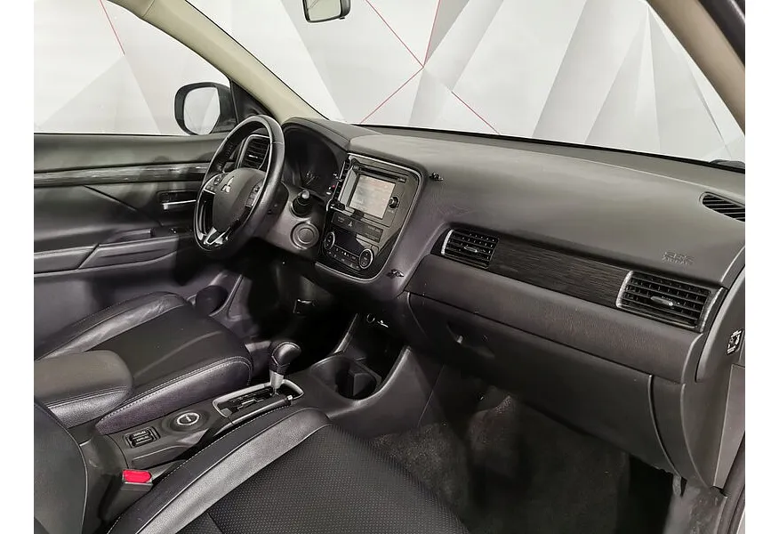 LIVE. Слайд №9