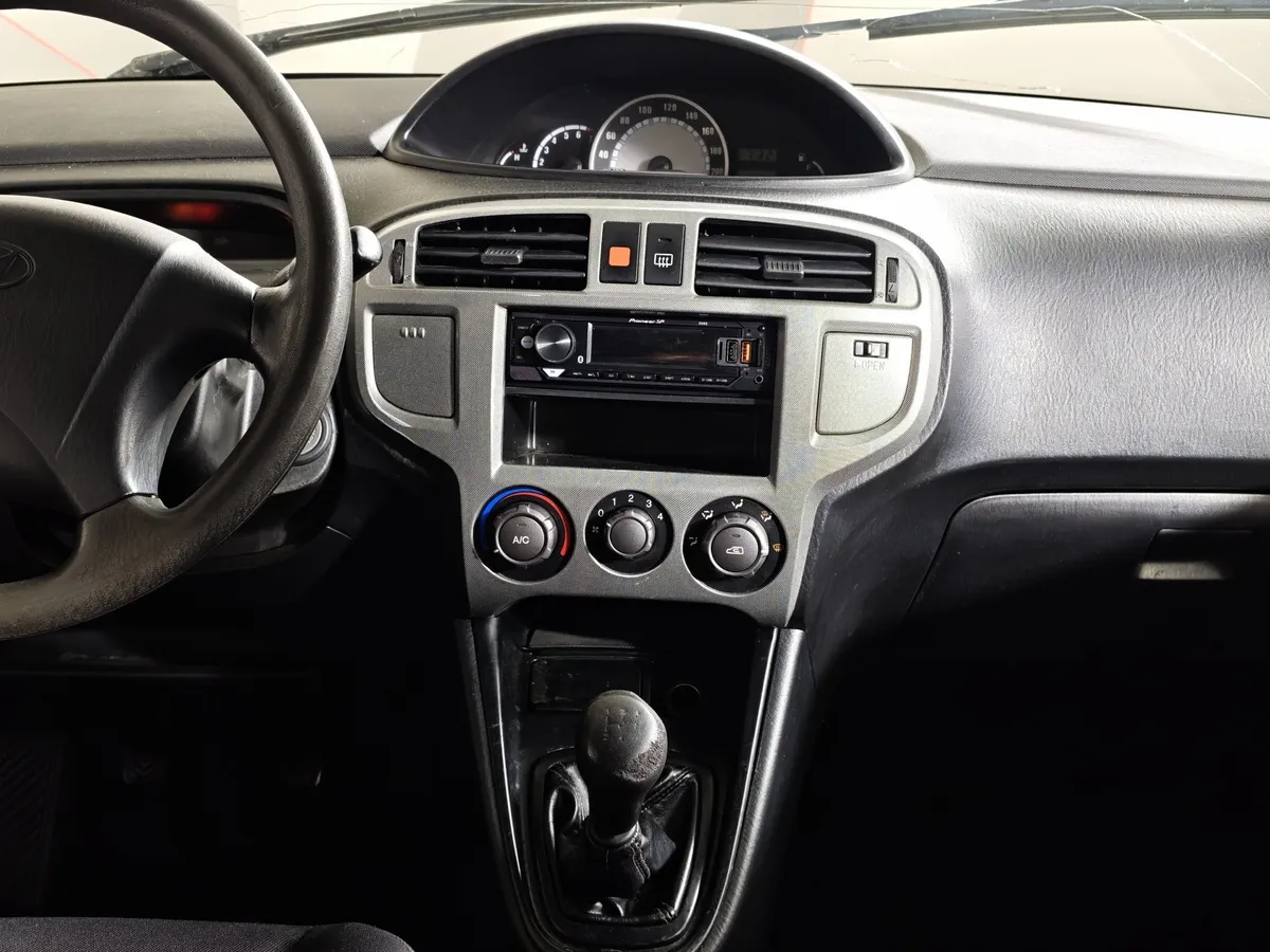 Hyundai Matrix 1.8 MT (122 л.с.) Серый в АВИЛОН. Слайд №11