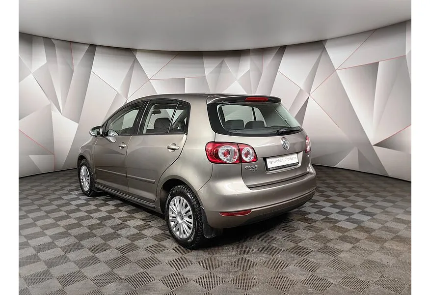 Volkswagen Golf 1.6 DSG (102 л.с.) Trendline Коричневый в АВИЛОН. Слайд №4