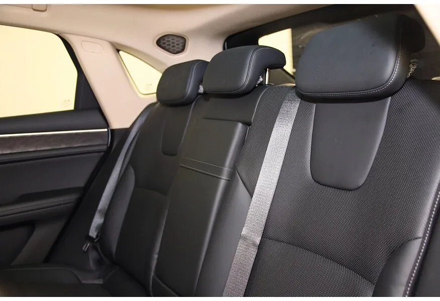 АВИЛОН - Seres M5 1.5 AT 4WD (496 л.с.) Premium Белый - slide 11