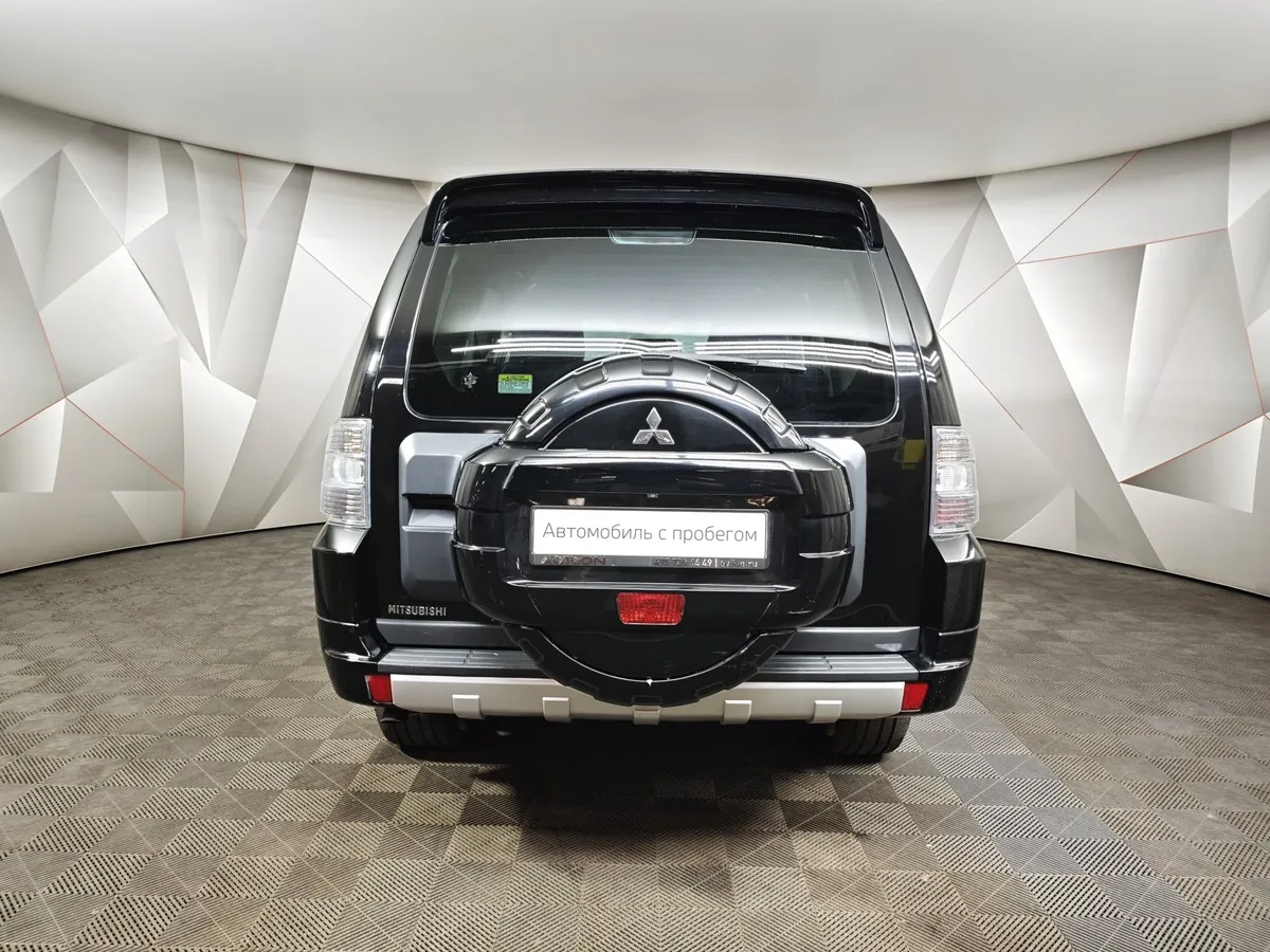 Mitsubishi Pajero 3.0 AT AWD (178 л.с.) Черный в АВИЛОН. Слайд №8