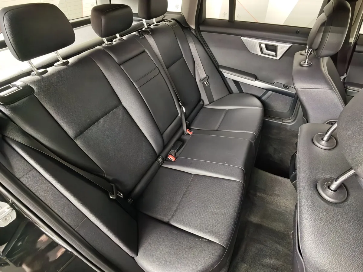 Mercedes-Benz GLK GLK 220 CDI 7G-Tronic Plus 4Matic (170 л.с.) Черный в АВИЛОН. Слайд №17