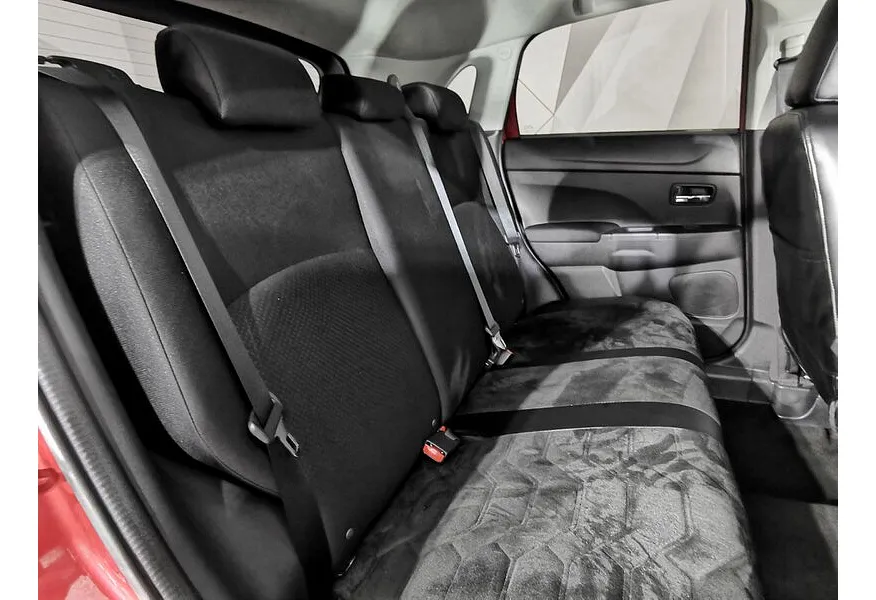 Mitsubishi ASX 1.8 CVT 2WD (140 л.с.) Красный в АВИЛОН. Слайд №16