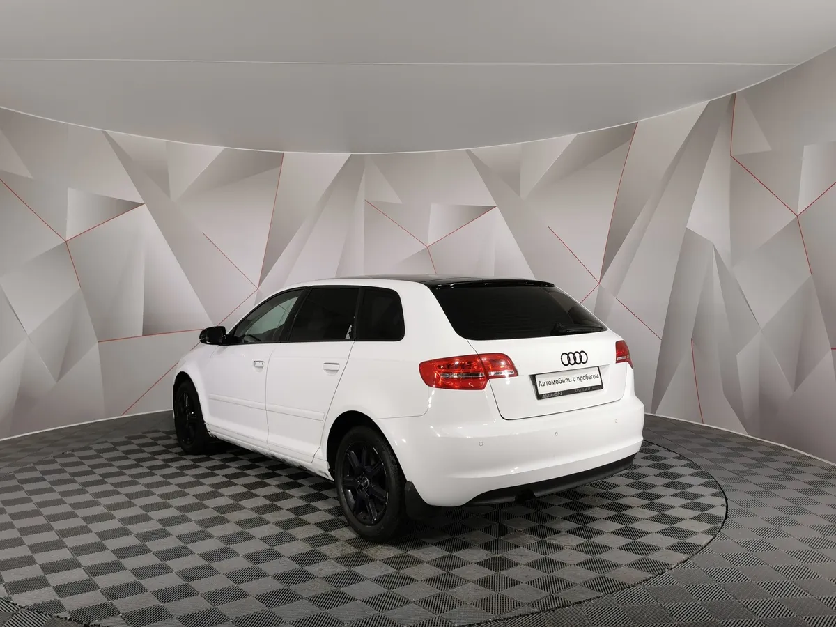Audi A3 1.2 TFSI S-tronic (105 л.с.) Белый в АВИЛОН. Слайд №4
