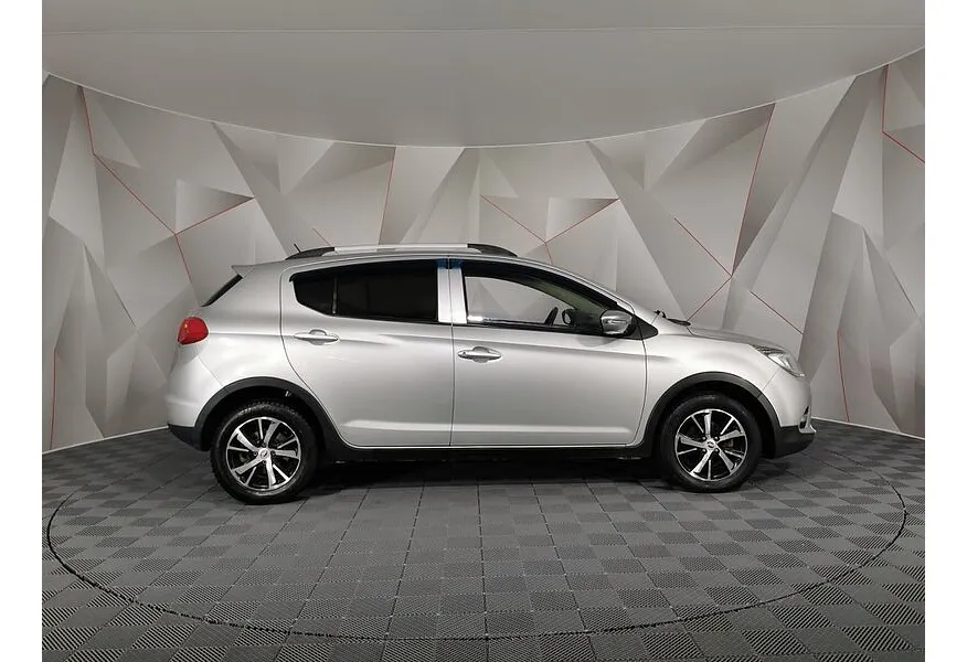 LIVE. Слайд №4