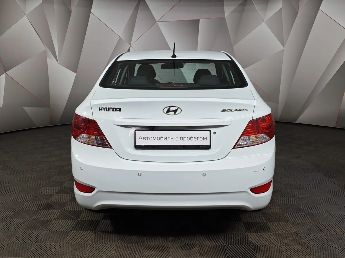 Hyundai Solaris 1.6 AT (123 л.с.) Optima Белый в АВИЛОН. Слайд №8
