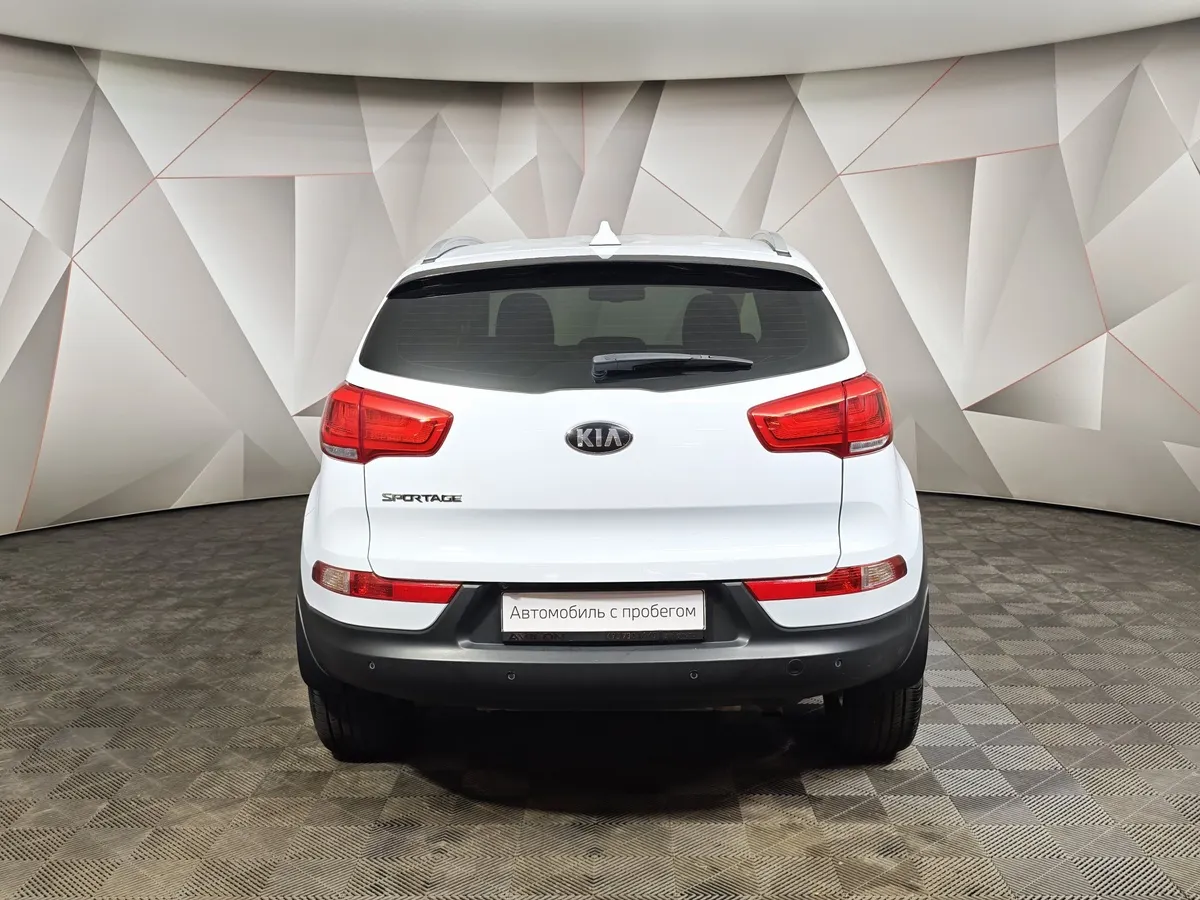 Kia Sportage 2.0 AT 4WD (150 л.с.) Luxe Белый в АВИЛОН. Слайд №8