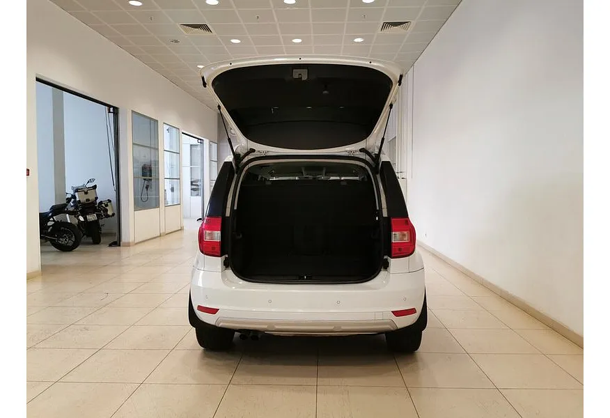 Skoda Yeti 1.4 TSI DSG (122 л.с.) Active Белый в АВИЛОН. Слайд №12