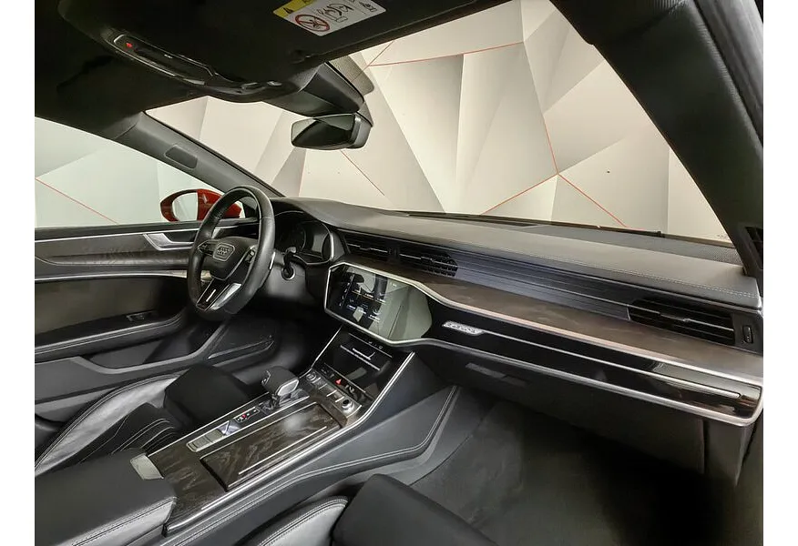 Audi A7 55 TFSI quattro S tronic (340 л.с.) Красный в АВИЛОН. Слайд №13