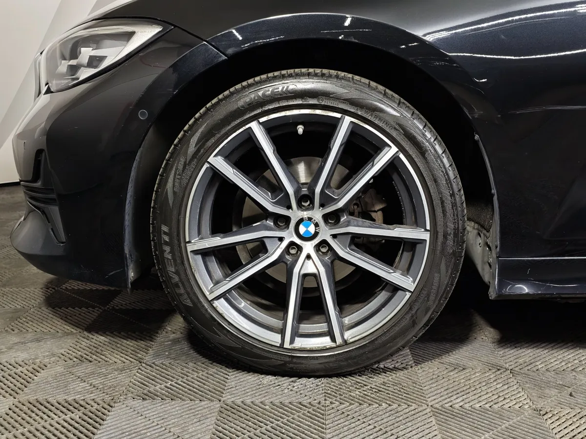 BMW 3 серия 318d Steptronic (150 л.с.) Sport Line Edition 21 Черный в АВИЛОН. Слайд №7