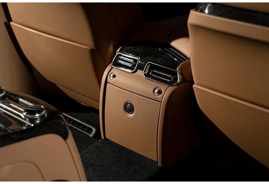 AURUS Senat 4.4 AWD AT (598 л.с.) Синий в АВИЛОН. Слайд №8