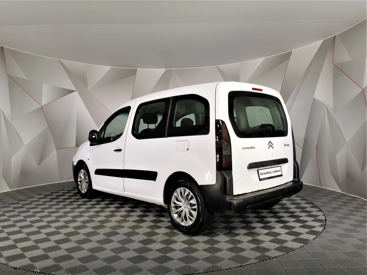 Citroen Berlingo 1.6 HDi MT (90 л.с.) Белый в АВИЛОН. Слайд №4