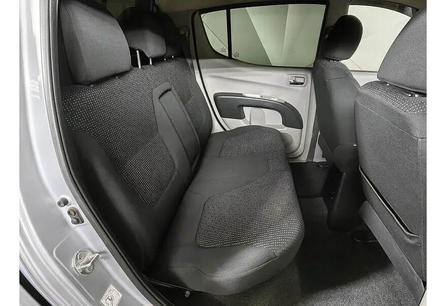 Mitsubishi L200 2.5 DI-D MT 4WD (136 л.с.) Серебристый в АВИЛОН. Слайд №13