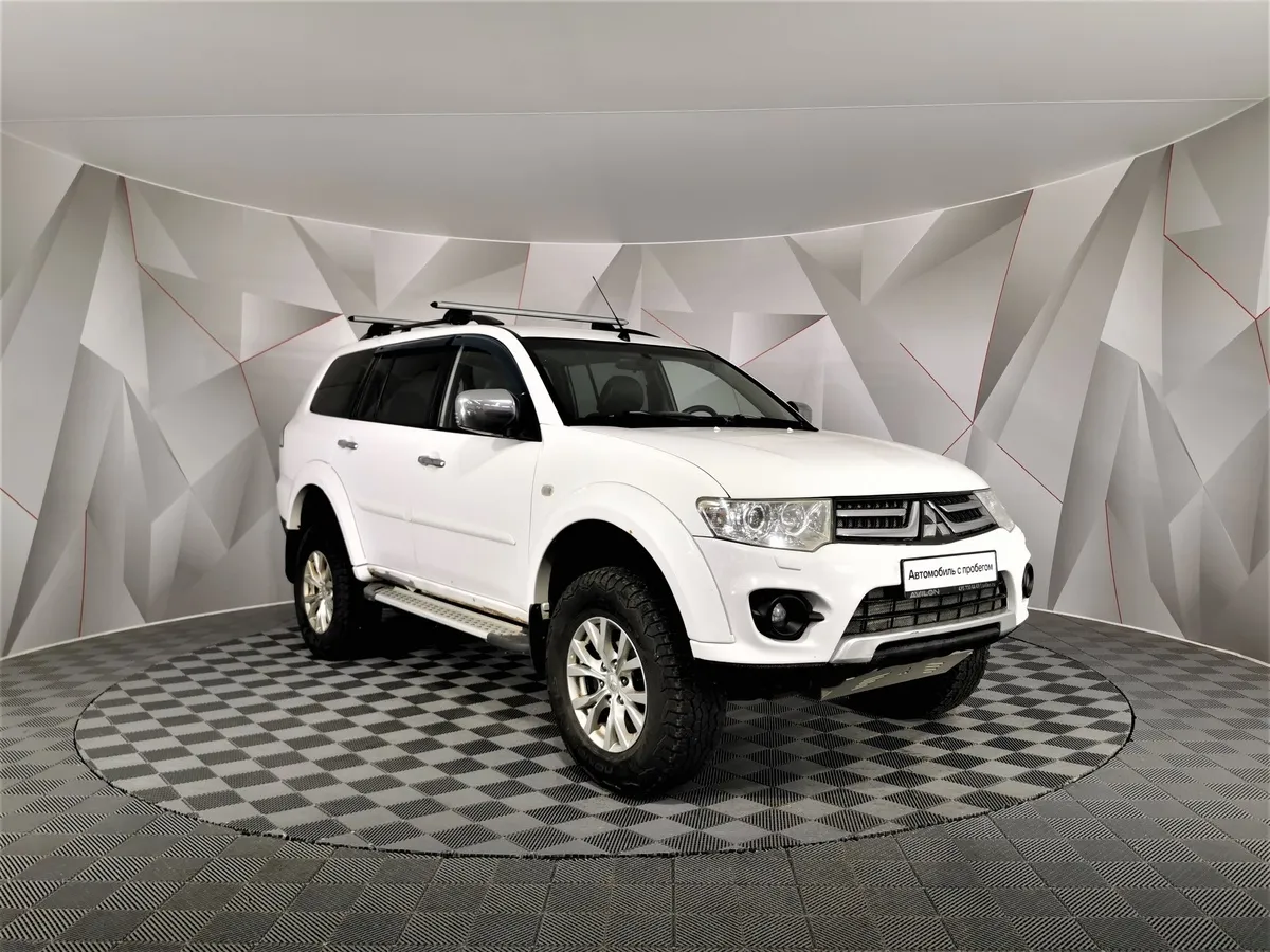 Mitsubishi Pajero Sport 2.5 DI-D AT AWD (178 л.с.) Белый в АВИЛОН. Слайд №3