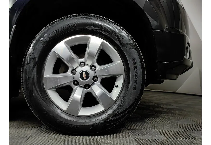 Chevrolet TrailBlazer 2.8 D AT AWD (180 л.с.) LT Черный в АВИЛОН. Слайд №9