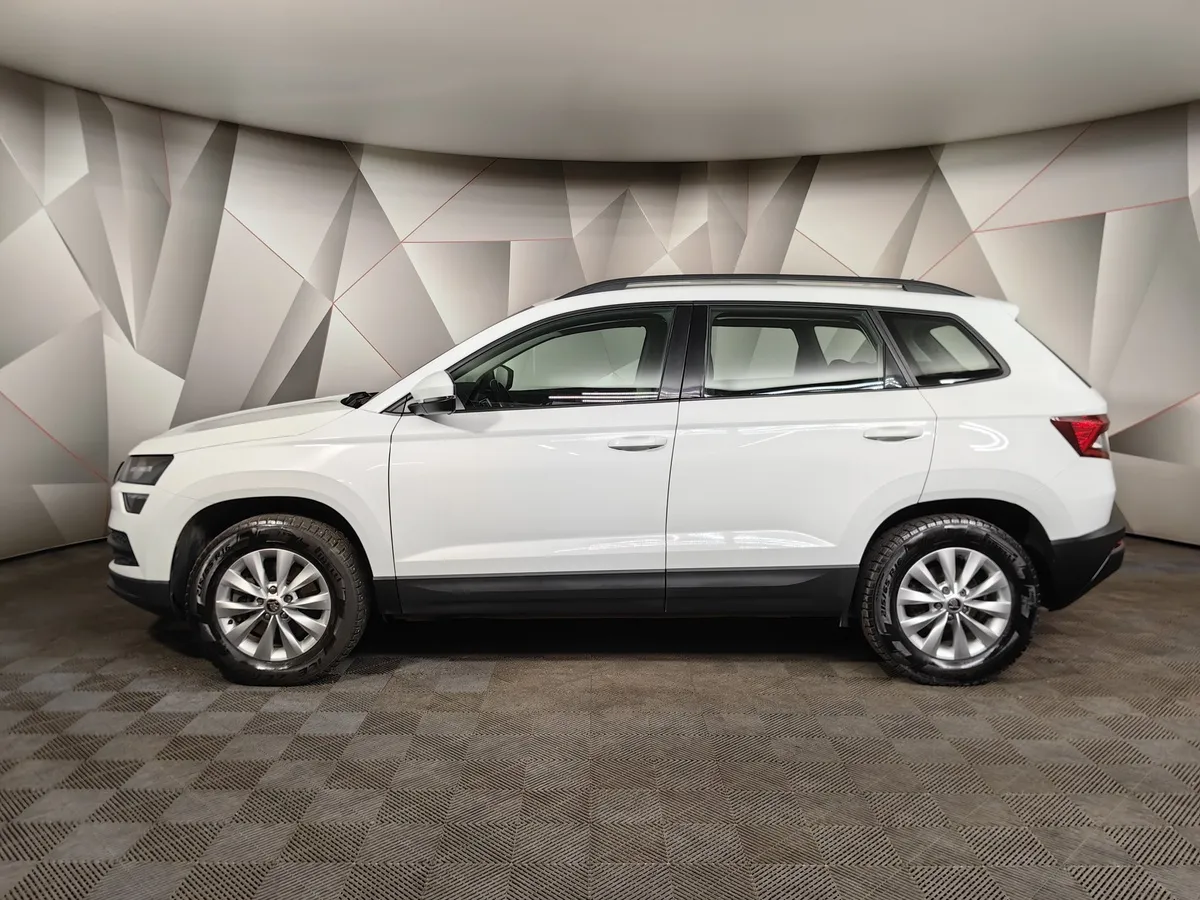 Skoda Karoq 1.4 AMT AWD (150 л.с.) Ambition Белый в АВИЛОН. Слайд №5